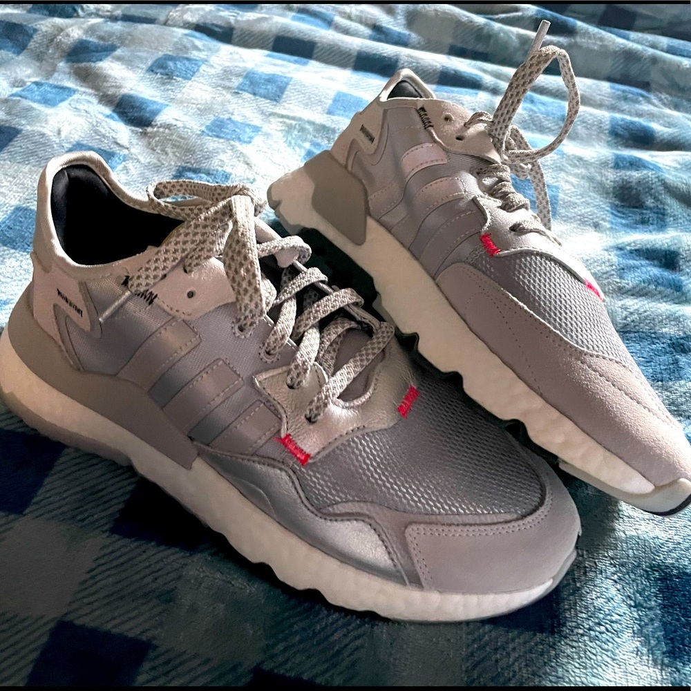 Adidas running shoes size 9.5 glow at night